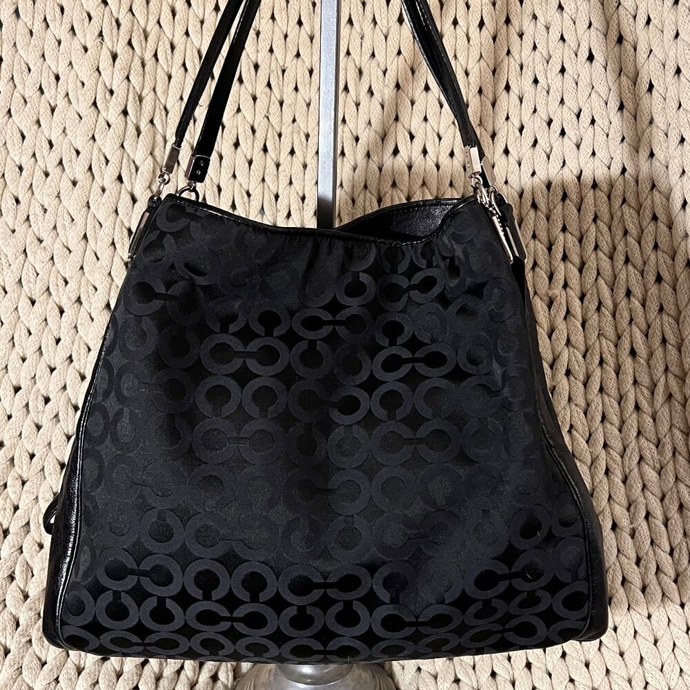 COACH-Madison Black Phoebe Art Signature Hobo Bag